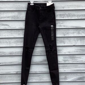 NWT American Eagle Women's Black High Rise Distressed Jegging Size 0 Long